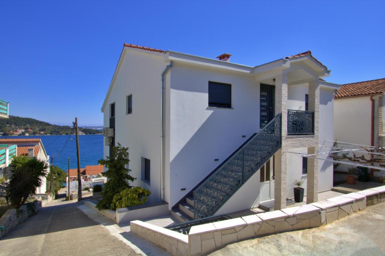 Luxury Sunrise Jacuzzi Apts, 50 M From The Beach Kali Exteriér fotografie